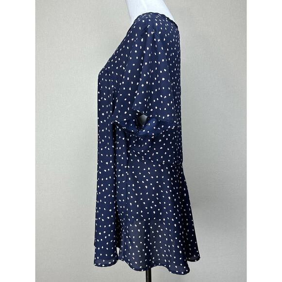 Torrid Women’s Size 2 Navy Blue Blouse w/White & Pink Spots 100% Polyester Flowy - Picture 7 of 13